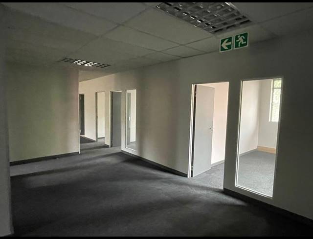 BUSINESS PROPERTY TO RENT IN DIE HOEWES